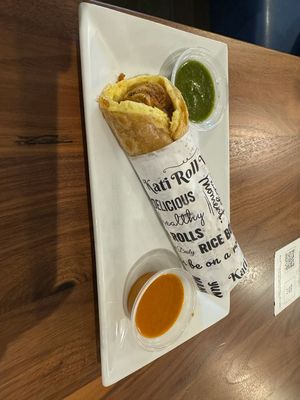 Kati Roll Wala by null