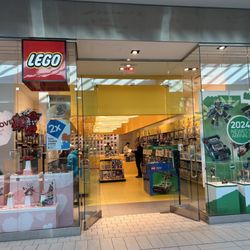 The LEGO Store - Outside view