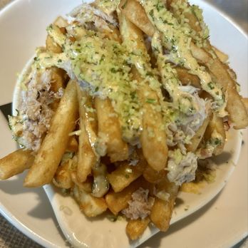 55 South - Garlic Parmesan Crab Fries - Southern Near Me - Brentwood, Tennessee 55 South - Garlic Parmesan Crab Fries - Southern Near Me - Brentwood, Tennessee