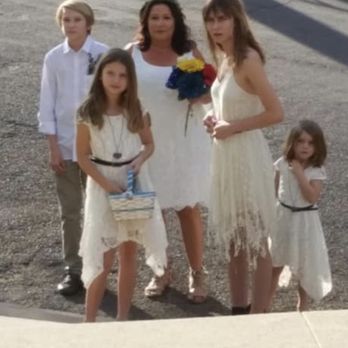 Tailored In White - Sewing & Alterations Near Me - Phoenix, Arizona