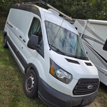 ET'S Camping & RV - Getting Solar installed. - RV Repair Near Me - Henderson, North Carolina