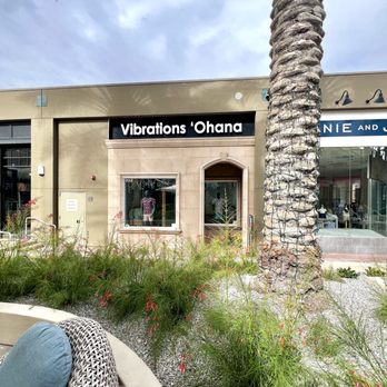 Vibrations Ohana - Storefront. - Men's Clothing Near Me - Palm Desert, California