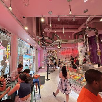 Sweet Sin Bakery & Cafe - Inside - Desserts Near Me - Las Vegas, Nevada Sweet Sin Bakery & Cafe - Inside - Desserts Near Me - Las Vegas, Nevada