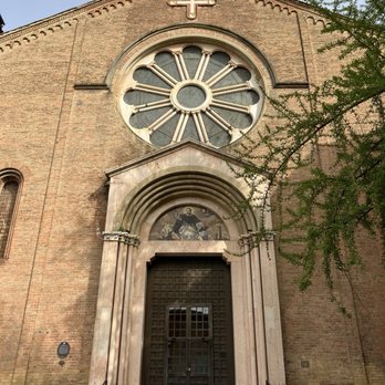 Centro SAN Domenico - Entrance - Churches Near Me - Bologna, BO