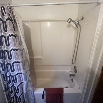 Winpoint Construction - Old shower - General Contractors Near Me