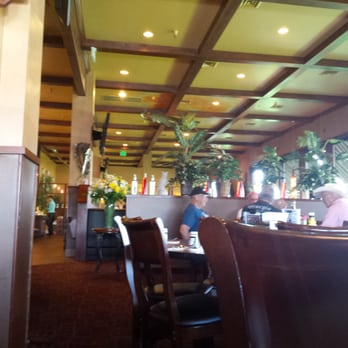 Sterling's Restaurant - Queensgate - Hanging things from high ceiling. - Seafood Near Me - Richland, Washington Sterling's Restaurant - Queensgate - Hanging things from high ceiling. - Seafood Near Me - Richland, Washington