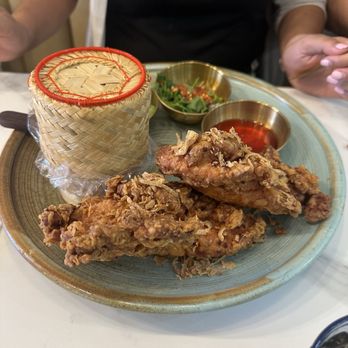 Kinaree Eatery - Kinaree Fried Chicken - Breakfast & Brunch Near Me - Irvine, California