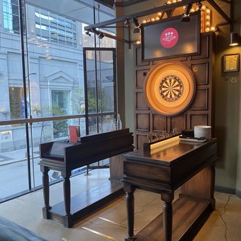 Flight Club Chicago - Cocktail Bars Near Me - Chicago, Illinois