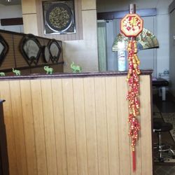 Massage Works - Tables beyond the partition wall. Some privacy offered from the general mall crowd.