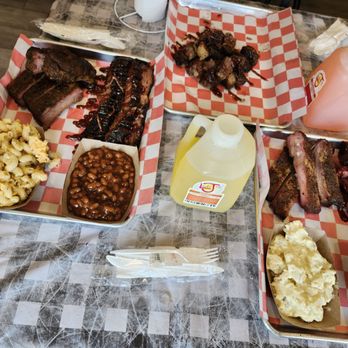 Back Deck BBQ - Food Trucks Near Me - Louisville, Kentucky
