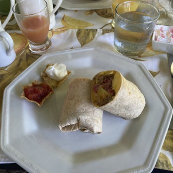 Candleberry Inn on Cape Cod - Bed & Breakfast Near Me - Brewster, Massachusetts