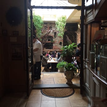 Le Petit Café - Entrance to the back - Coffee & Tea Near Me - Brooklyn, New York