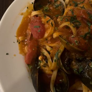 il Canale - SCIALATIELLI ALLO SCOGLIO - Italian Near Me - Washington, DC, District of Columbia