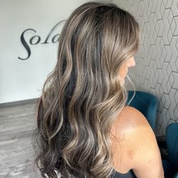 Studio Elle Salon & Blow Dry Bar - Partial balayage & root melt with Lisette