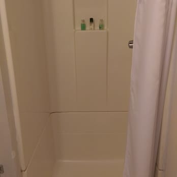 Hotel Atwater - small shower with low water pressure - Hotels Near Me - Avalon, California Hotel Atwater - small shower with low water pressure - Hotels Near Me - Avalon, California