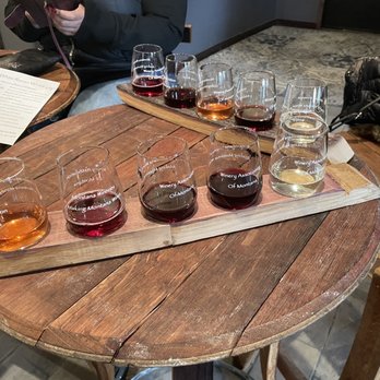 White Raven Winery - Great tasting selections - Wine Tasting Room Near Me - Columbia Falls, Montana