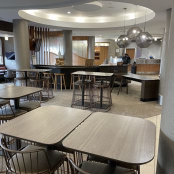 SpringHill Suites by Marriott Houston NASA/Webster - The lobby / dining area inside the SpringHill Suites - Hotels Near Me - Webster, Texas SpringHill Suites by Marriott Houston NASA/Webster - The lobby / dining area inside the SpringHill Suites - Hotels Near Me - Webster, Texas