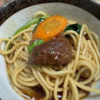 Luyixian - Beef noodle - Shanghainese Near Me - Alhambra, California Luyixian - Beef noodle - Shanghainese Near Me - Alhambra, California