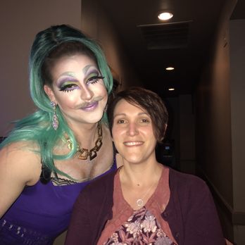 Flixx Lounge Omaha - two women with green hair - Gay Bars Near Me - Omaha, Nebraska