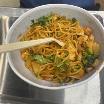 honeygrow - Garlic chicken - Salad Near Me - Avenel, New Jersey honeygrow - Garlic chicken - Salad Near Me - Avenel, New Jersey