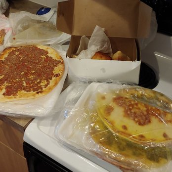 Kings Bakery - Goodies shipped from Kings Bakery the way from Dearborn Michigan to Portland Oregon. - Bakeries Near Me - Dearborn, Michigan Kings Bakery - Goodies shipped from Kings Bakery the way from Dearborn Michigan to Portland Oregon. - Bakeries Near Me - Dearborn, Michigan