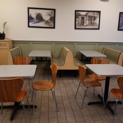 Pembroke House of Pizza - Grabbing a quick grilled chicken salad at the house. #phop #pembrokema