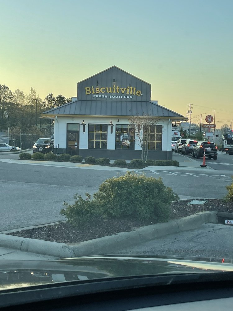 BISCUITVILLE Updated June 2024 10 Reviews 2529 S Horner Blvd