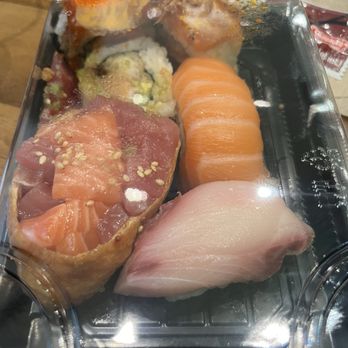 FOB Poke Bar - Poke Near Me - Bellevue, Washington FOB Poke Bar - Poke Near Me - Bellevue, Washington