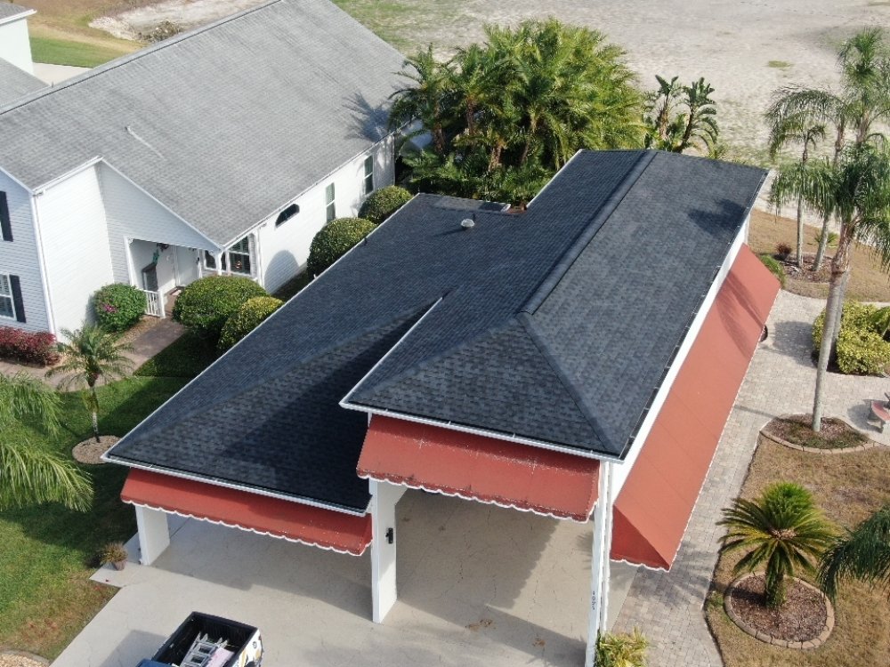 Slide of Harbor Roofing