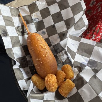 Lucy's on Lighthouse - Grom Dog - Hot Dogs Near Me - Pacific Grove, California