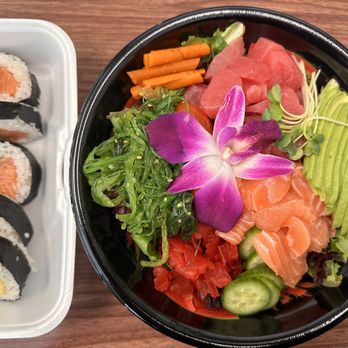 Sake Sake 2 Sushi - Salmon Roll and Mixed Sashimi Salad - Sushi Bars Near Me - Upland, California