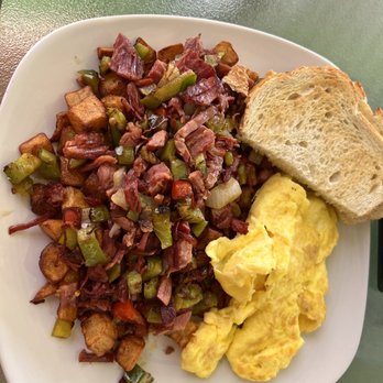 Bread Winners Cafe & Catering - Breakfast & Brunch Near Me - Arvada, Colorado