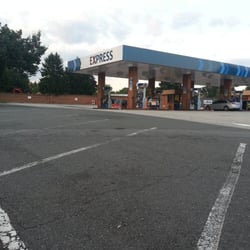 AAFES GAS STATION - Pershing Dr, Fort Myer, Virginia - Gas Stations