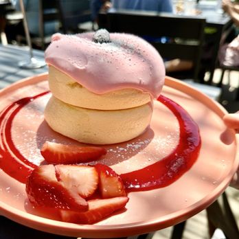 Burnt Crumbs - Strawberry Soufflé pancakes - New American Near Me - Irvine, California