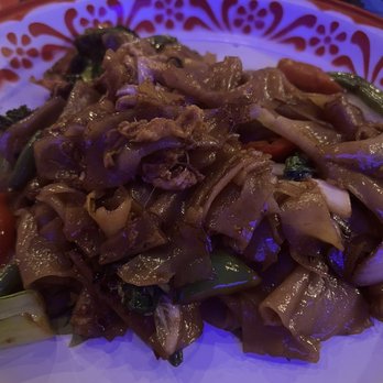 Kai Yang - Vegetable Pad Kee-Mow - Thai Near Me - Montclair, New Jersey