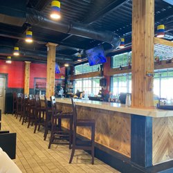 Rancho Mateo Colombia Steakhouse - Nice bar area