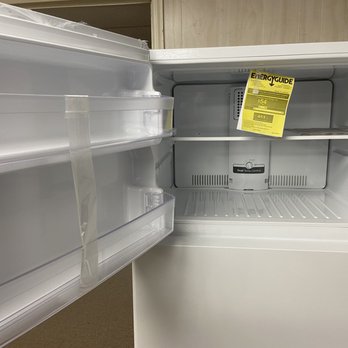 Shoreline Appliances - GE Refrigerator Freezer - Electronics Near Me - Moyock, North Carolina Shoreline Appliances - GE Refrigerator Freezer - Electronics Near Me - Moyock, North Carolina
