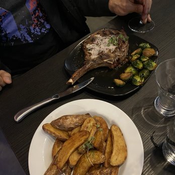 Brett Hull's Junction House - Rib eye and fingerling potatoes - Venues & Event Spaces Near Me - Wentzville, Missouri Brett Hull's Junction House - Rib eye and fingerling potatoes - Venues & Event Spaces Near Me - Wentzville, Missouri
