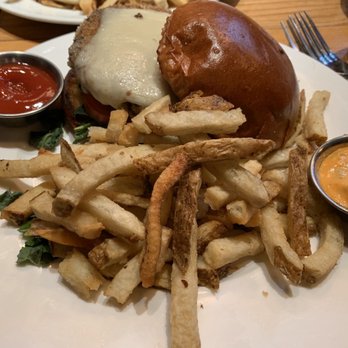 Beatrix - Quinoa Mushroom & Quinoa Burger - New American Near Me - Chicago, Illinois