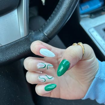 Polish'd Nail Bar - Nail Salons Near Me - Shoreline, Washington Polish'd Nail Bar - Nail Salons Near Me - Shoreline, Washington