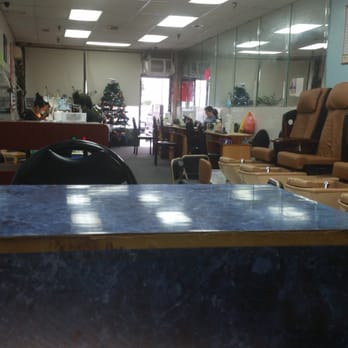 Futuristic Nails - Run down - Nail Salons Near Me - Brooklyn, New York