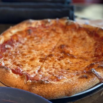 Bubba's 33 - Cheese pizza - American Near Me - Wesley Chapel, Florida