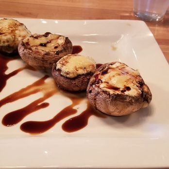 Sloan & Williams Winery - Stuffed mushrooms. Flight of four. - Wineries Near Me - Grapevine, Texas Sloan & Williams Winery - Stuffed mushrooms. Flight of four. - Wineries Near Me - Grapevine, Texas