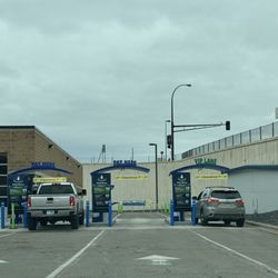 WaterWerks Car Wash - Golden Valley - New prepay entrance.