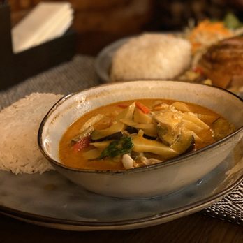 Thai History - Red curry with chicken for me, Thai history with duck for Rick. - Thai Near Me - Wiesbaden, HE Thai History - Red curry with chicken for me, Thai history with duck for Rick. - Thai Near Me - Wiesbaden, HE