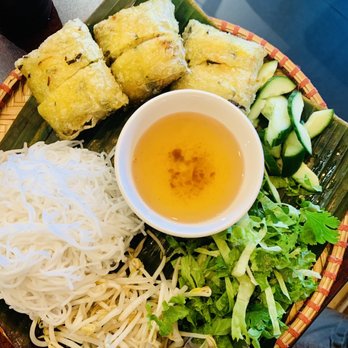 Hanoi Old Quarter Restaurant - Crab spring rolls with noodles - Vietnamese Near Me - Vancouver, British Columbia