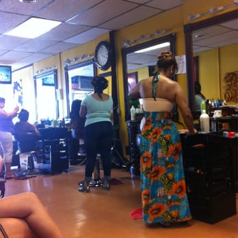 New Look Salon - Stylists at work - Hair Stylists Near Me - East Bronx, New York New Look Salon - Stylists at work - Hair Stylists Near Me - East Bronx, New York