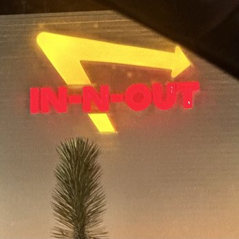 In-N-Out Burger - Storefront - Fast Food Near Me - Temecula, California