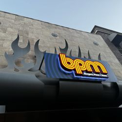 Bpm - Front sign