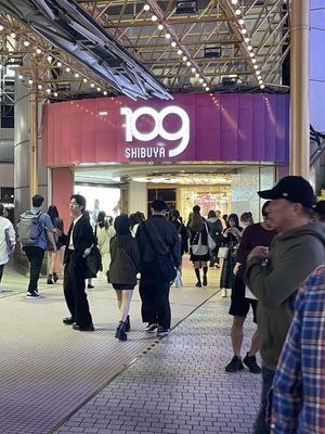 Shibuya 109 by null